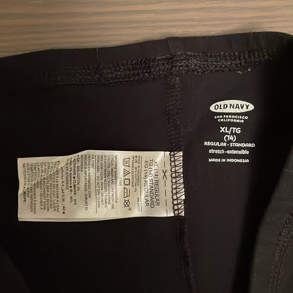 New Girls old navy size xl(14) bike shorts black. - Picture 2 of 5